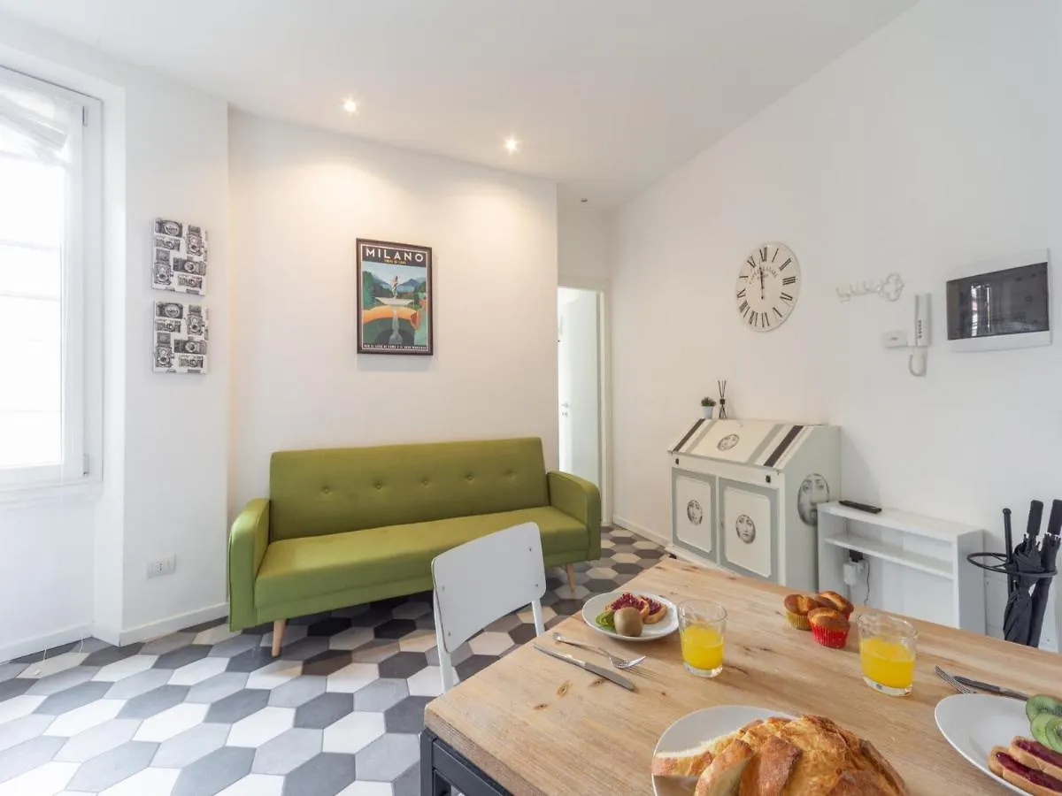 The Best Rent - Grazioso Bilocale Vicino Piazza Cinque Giornate Milan 0*,  Italy